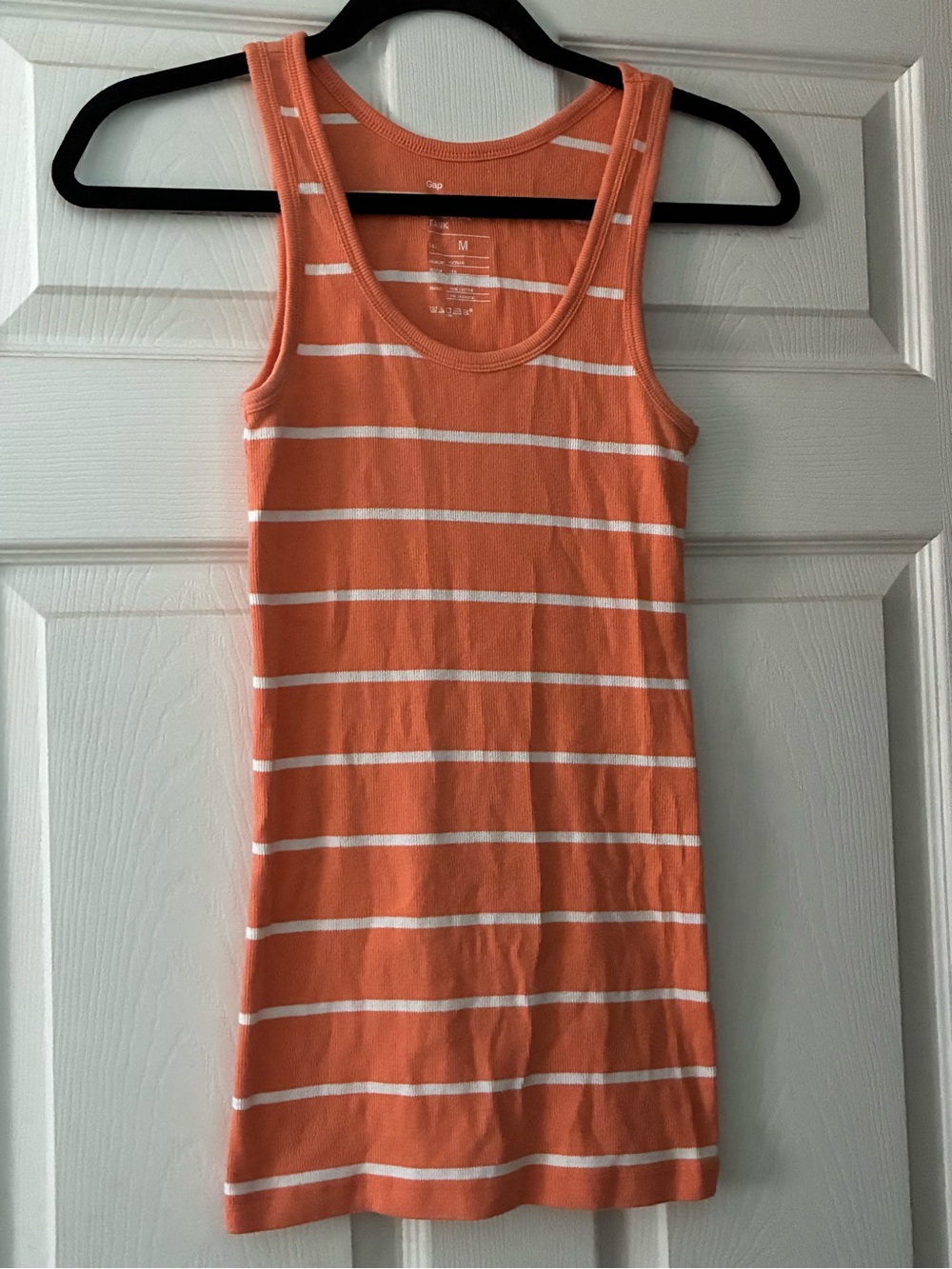 Gap The Essential tank top